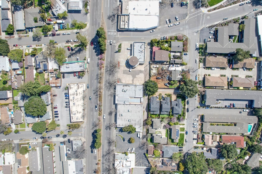 More Photos Of 1313 W El Camino Real, Mountain View Freestanding For Sale