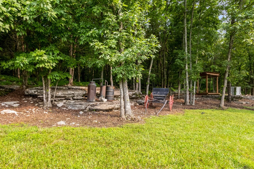 More Photos Of 1049 Oregon Rd, Lascassas Specialty For Sale