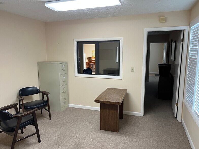 More Photos Of 5807 Macy Ave, Jacksonville Office For Sale