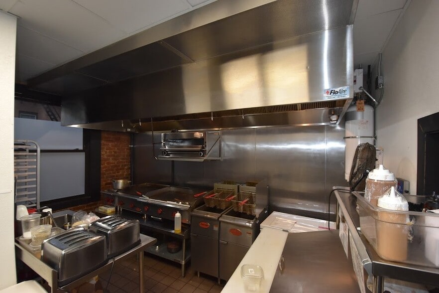 More Photos Of 110 Washington St, Hoboken Apartments For Lease