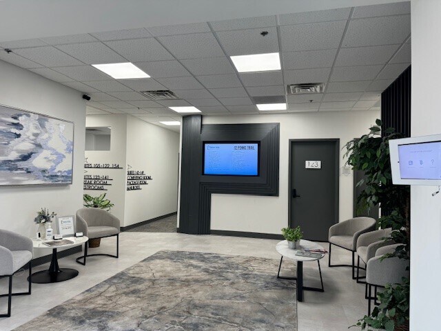 More Photos Of 12 Penns Trl, Newtown Medical For Lease