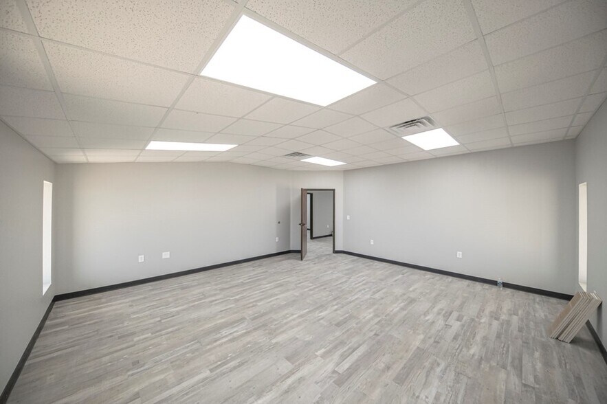 More Photos Of 16651 W Basin St, Odessa Industrial For Sale