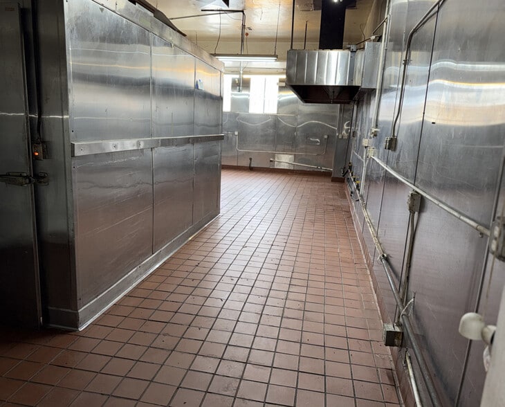More Photos Of 3621 S Western Ave, Los Angeles Restaurant For Lease
