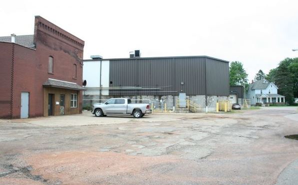 More Photos Of 80 Oliver St, Wisconsin Rapids Manufacturing For Sale