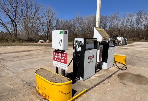 More Photos Of 901 US 6 Hwy, Spring Valley Warehouse For Lease