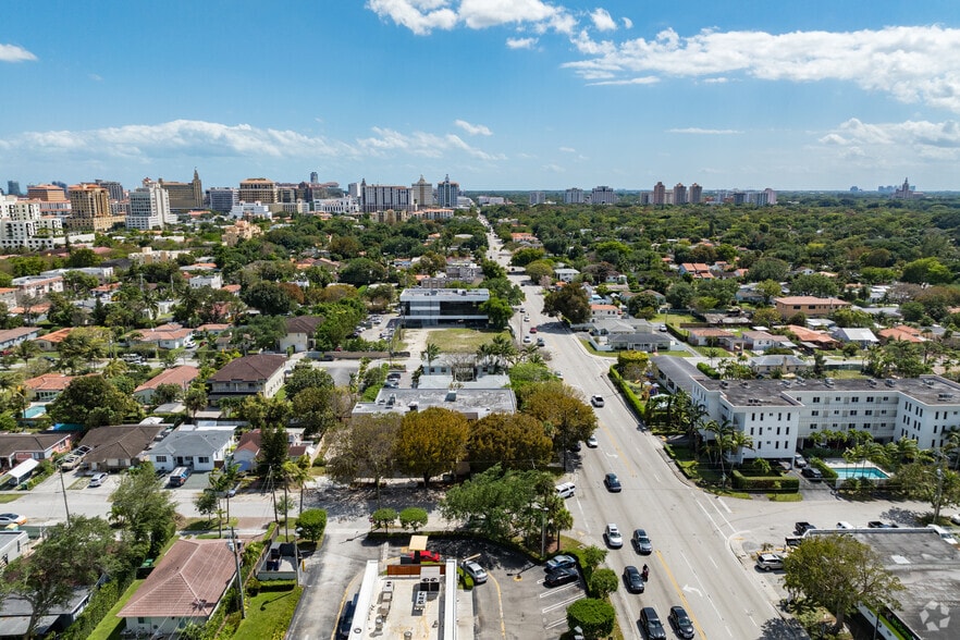 More Photos Of 951 S Le Jeune Rd, Coral Gables Medical For Lease