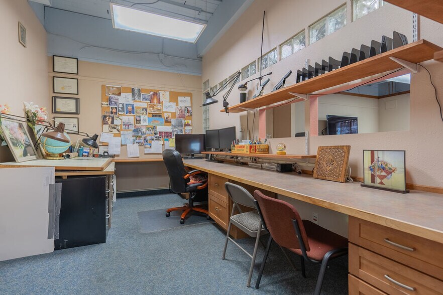 More Photos Of 535 3rd, Fairbanks Office Residential For Sale