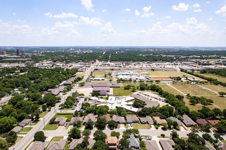 More Photos Of 2229 N Carroll Blvd, Denton Skilled Nursing Facility For Sale