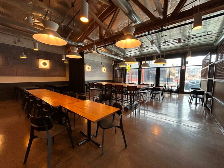 More Photos Of 3310 N Elston Ave, Chicago Manufacturing For Lease