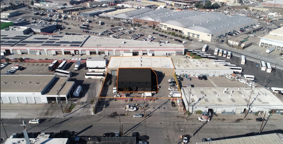 Primary Photo Of 200 Toland St, San Francisco Warehouse For Lease