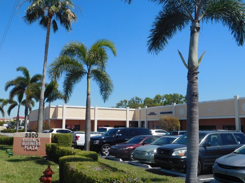 More Photos Of 3300 S Congress Ave, Boynton Beach Showroom For Sale