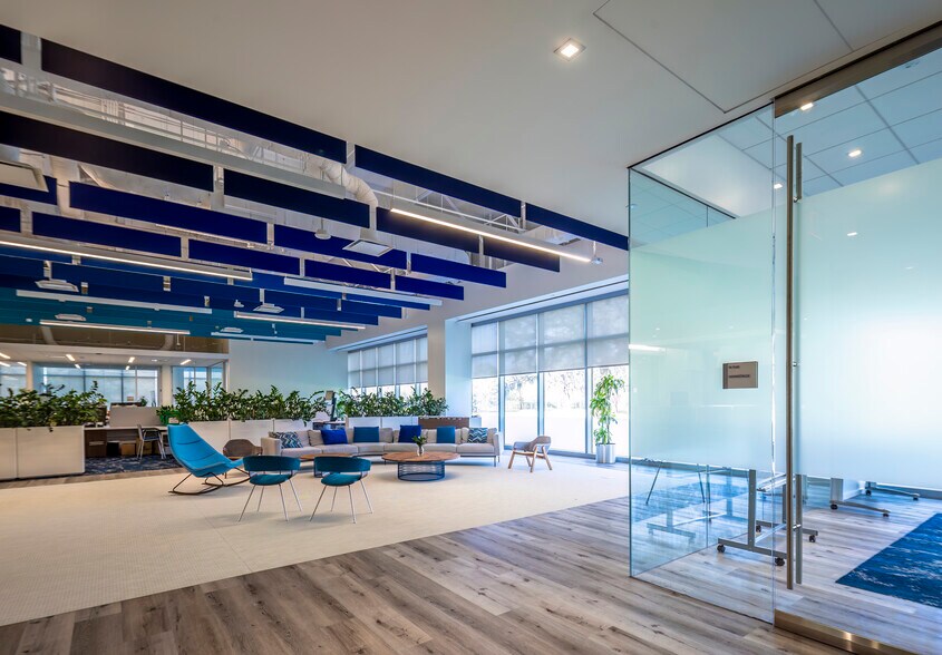 More Photos Of 1345 Enclave Pky, Houston Office For Lease