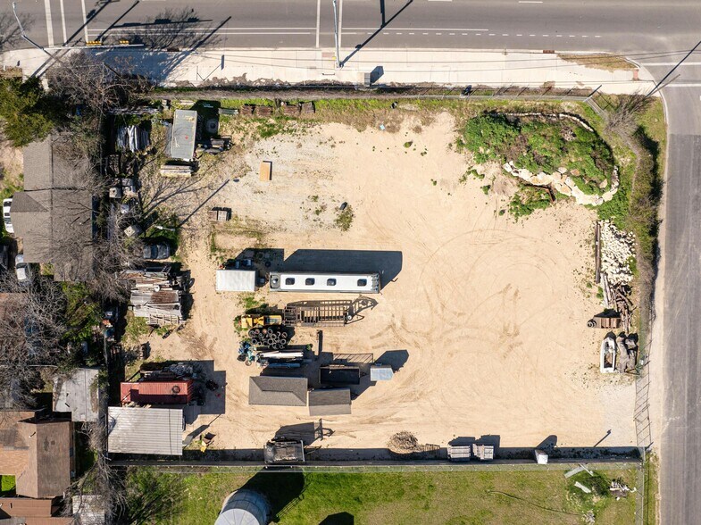 More Photos Of 1401 Mooreland Dr, Austin Land For Sale