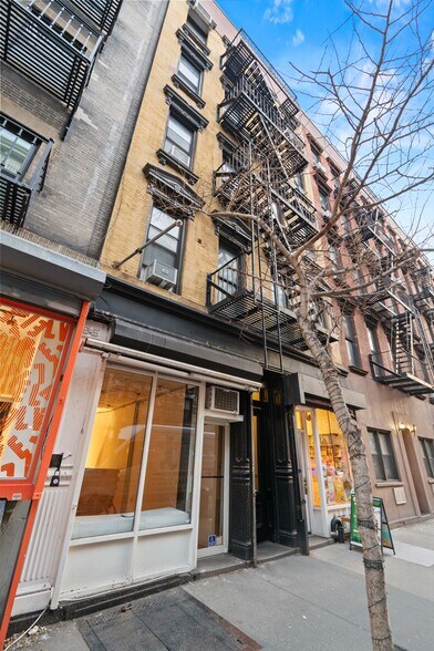 More Photos Of 147 Sullivan St, New York Apartments For Lease