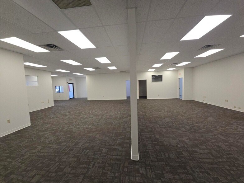 More Photos Of 110 Kerry Pl, Norwood Light Distribution For Lease