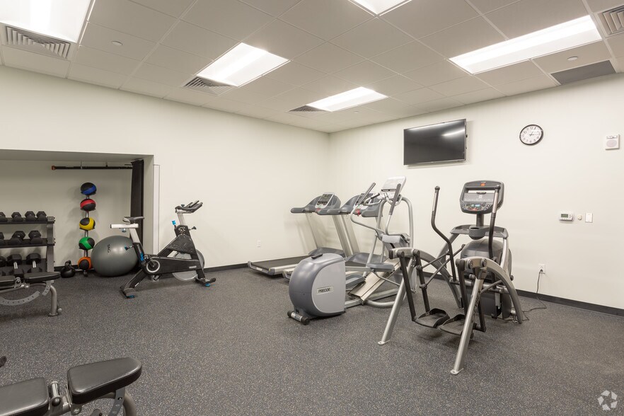 More Photos Of 615 3rd Ave S, Nashville Office For Lease