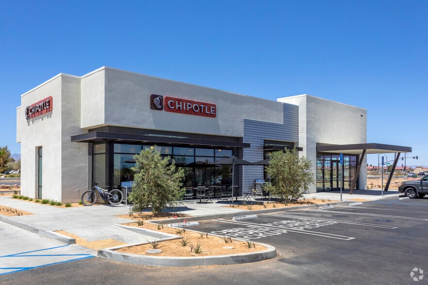 More Photos Of 820 S China Lake Blvd, Ridgecrest Freestanding For Sale