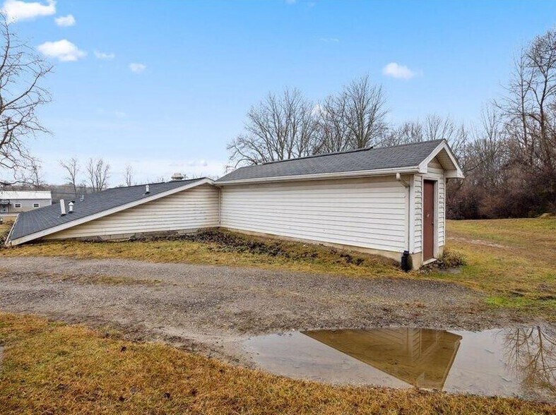 More Photos Of 4946 Page Ave, Michigan Center Medical For Sale