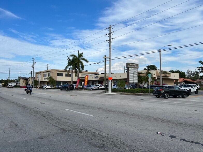 Primary Photo Of 601-625 SW 57th Ave, Miami Storefront Retail Office For Lease
