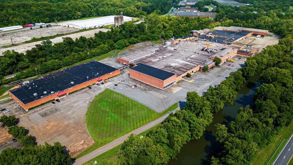More Photos Of 1 Walker Rd, Martinsville Manufacturing For Sale