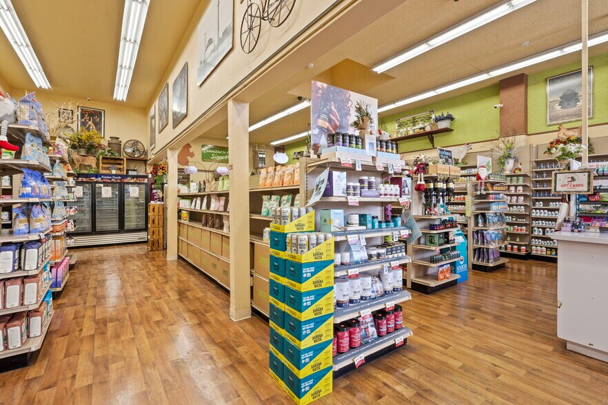 More Photos Of 12249 San Pablo Ave, Richmond Storefront For Sale