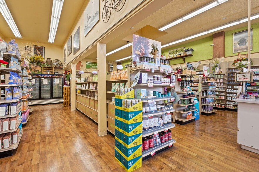 More Photos Of 12249 San Pablo Ave, Richmond Storefront For Sale