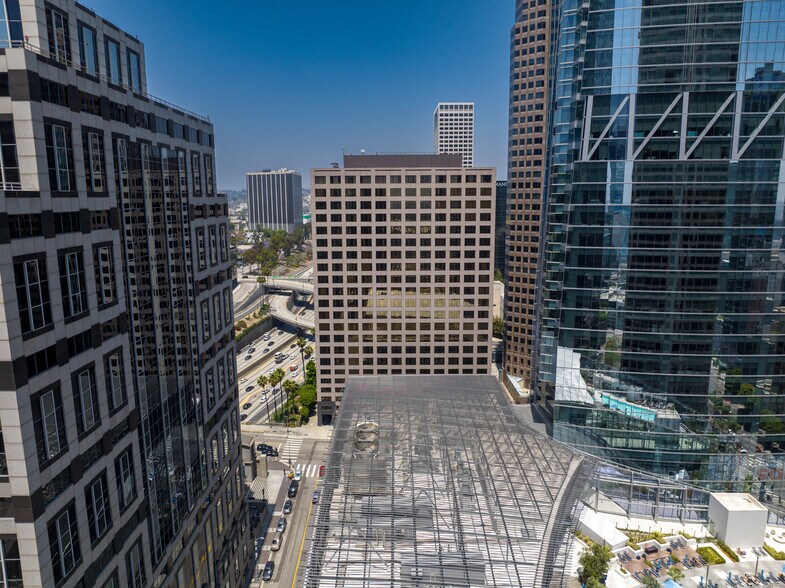 More Photos Of 915 Wilshire Blvd, Los Angeles Office For Lease