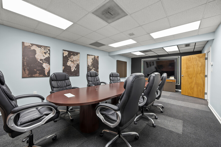 More Photos Of 808-810 W Main St, Jamestown Auto Repair For Sale