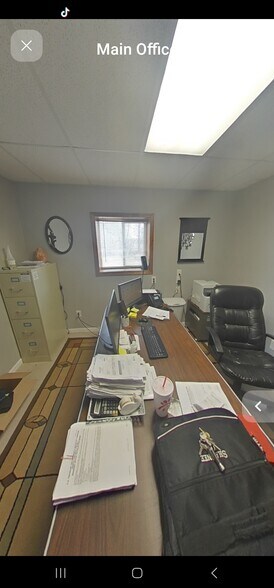 More Photos Of 9966 Samuel Rd, Carterville Self Storage For Sale