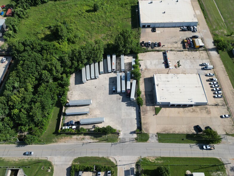 More Photos Of 2802 S Pipeline Rd, Euless Land For Lease