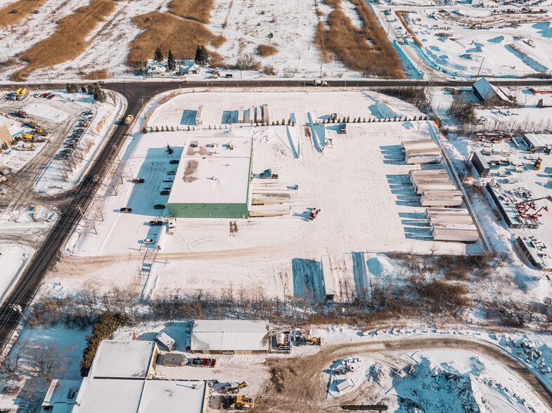 More Photos Of 500 Montée Labossière, Vaudreuil-dorion Service For Sale