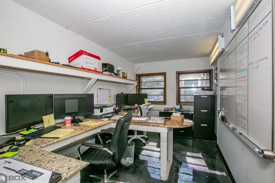 More Photos Of 1769-1791 Blount Rd, Pompano Beach Warehouse For Sale