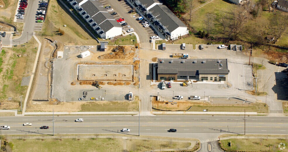 More Photos Of 500-512 Hadley Village Blvd, Old Hickory Storefront For Sale