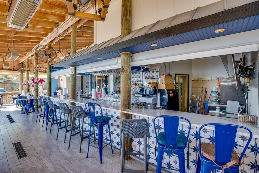 More Photos Of 1550 Indian River Dr, Sebastian Restaurant For Sale