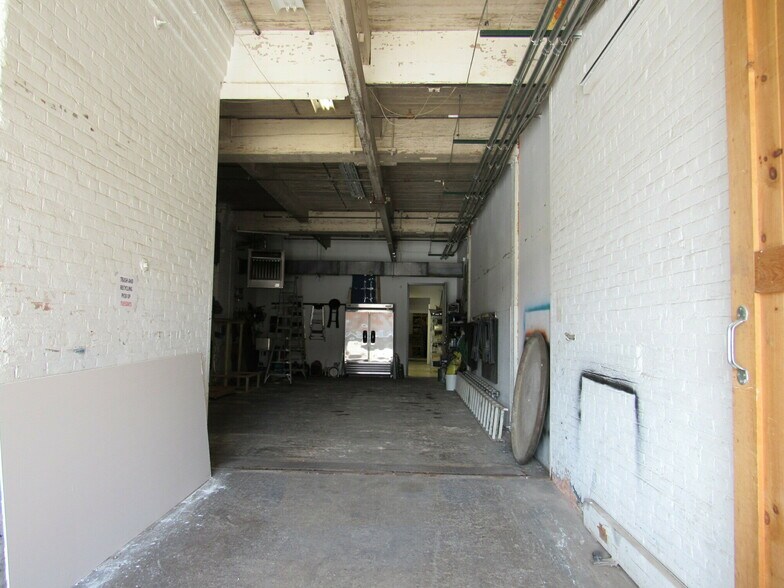 More Photos Of 3907 Perkins Ave, Cleveland Office For Sale