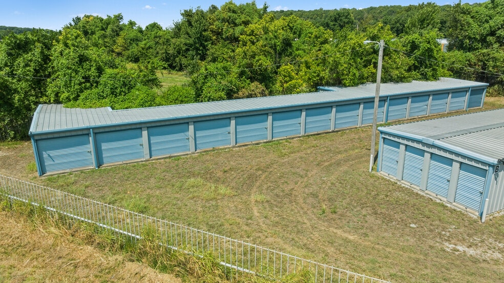 More Photos Of 67320 US-60, Wyandotte Self Storage For Sale