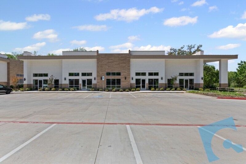 Primary Photo Of 1802 W Pleasant Ridge Rd, Arlington Medical For Sale