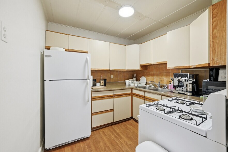 More Photos Of 1090 11th St, Boulder Apartments For Sale