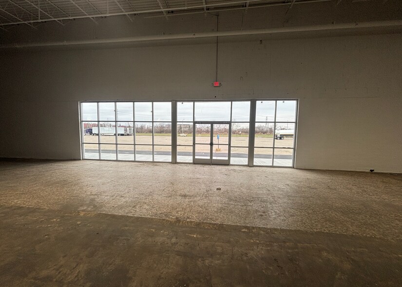 More Photos Of 4680 Caprice Dr, Middletown Industrial For Sale