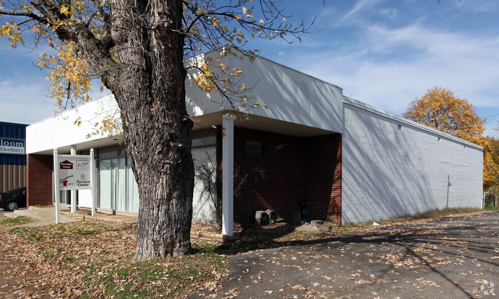 More Photos Of 1514 Kanawha Blvd W, Charleston Medical For Sale