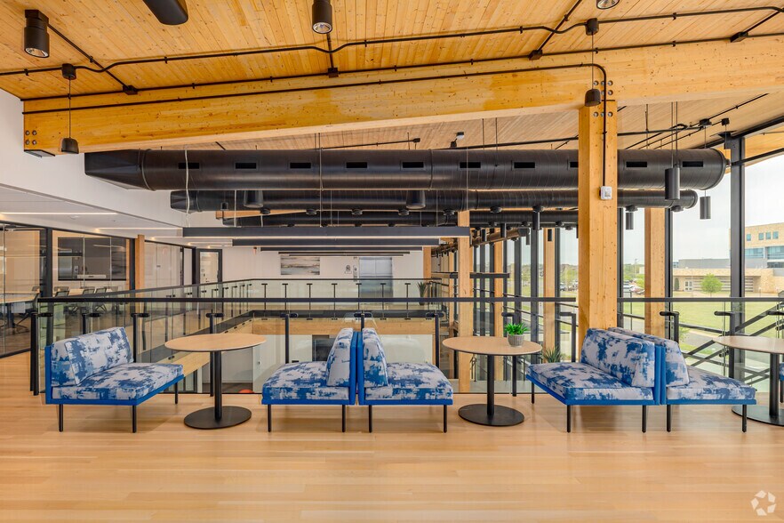 More Photos Of 420 SW 6th St, Moore Office For Lease