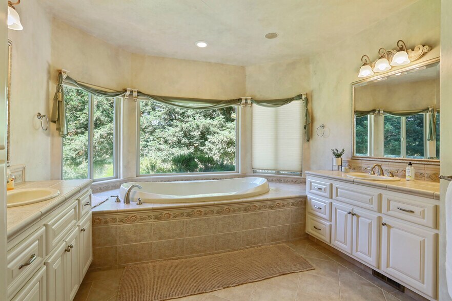 More Photos Of 24521 N McIntire Rd, Clements Land For Sale