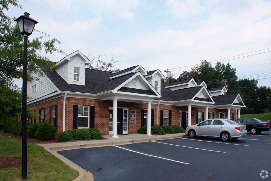 Primary Photo Of 2-6 McKenna Commons Ct, Greenville Office For Lease