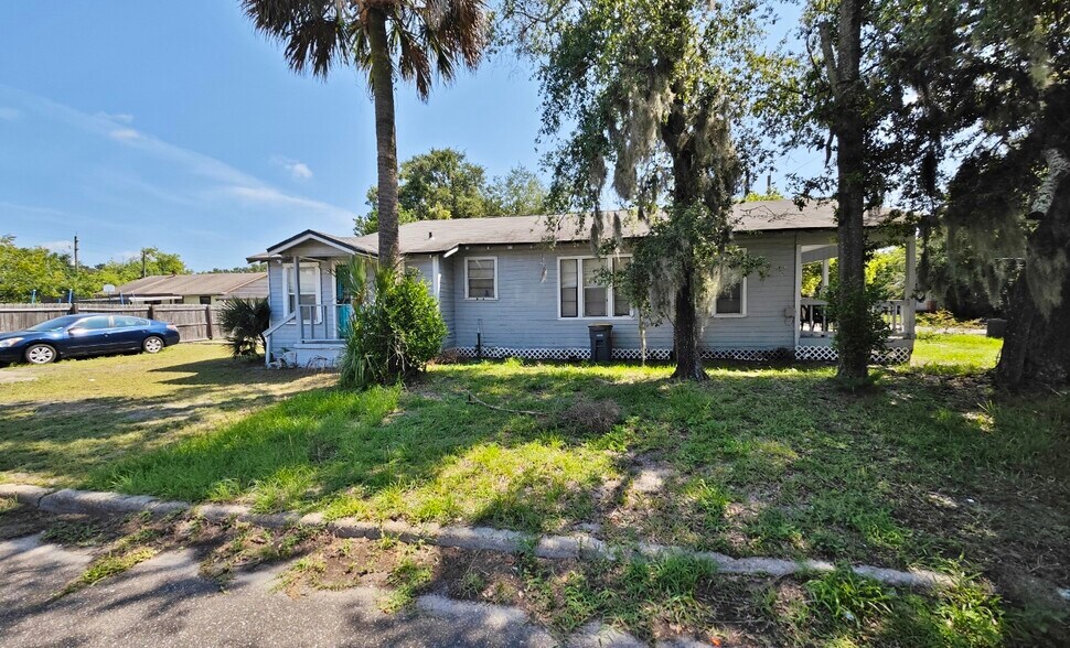 More Photos Of 757 Crestwood St, Jacksonville Apartments For Sale