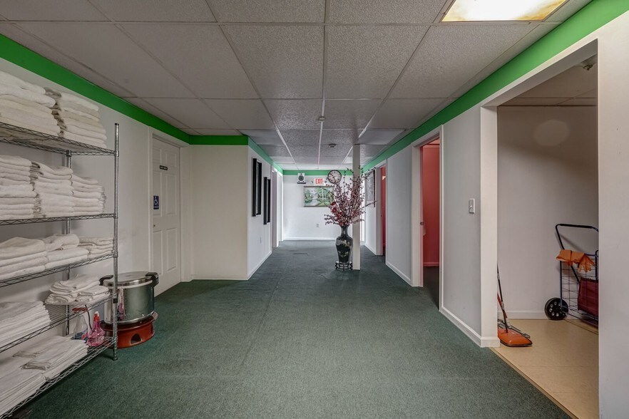 More Photos Of 1555 Route 38, Lumberton Showroom For Sale