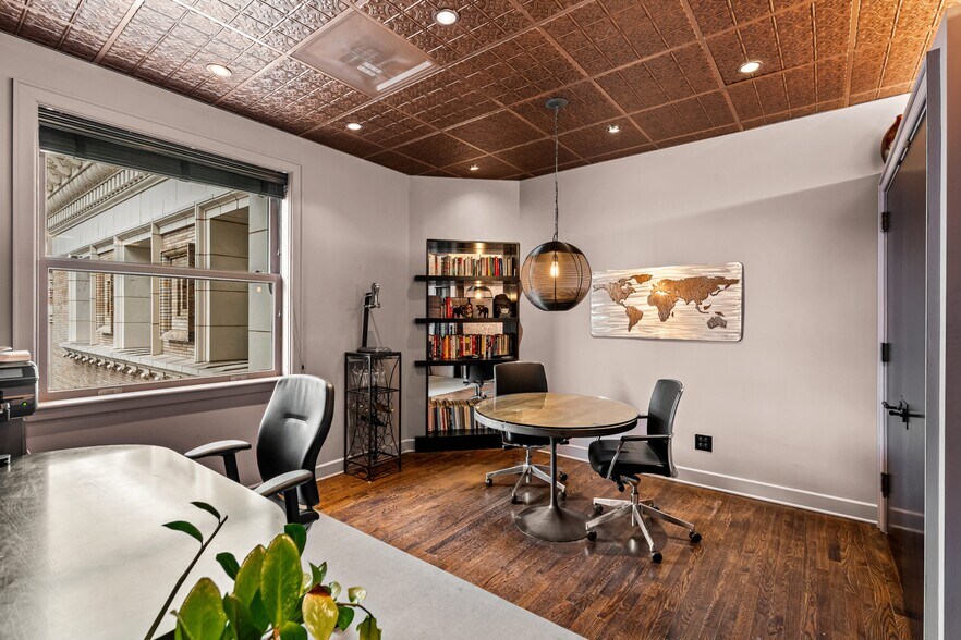 More Photos Of 730 17th St, Denver Office For Sale