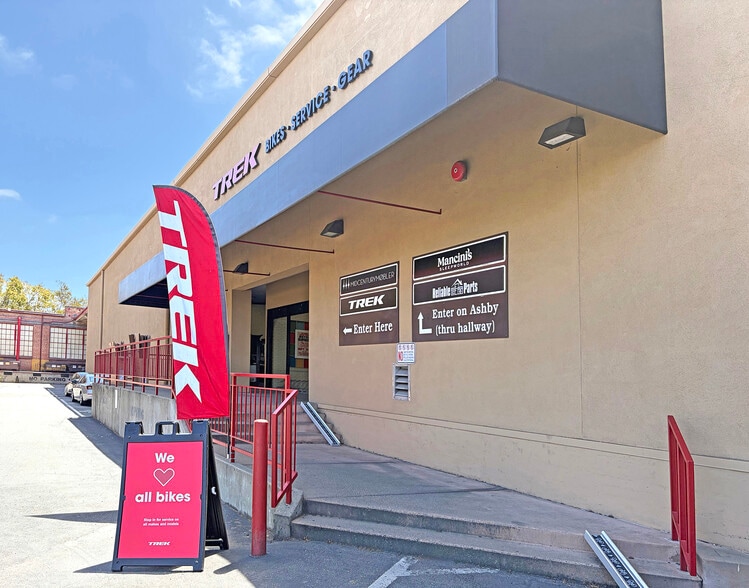 More Photos Of 2734 San Pablo Ave, Berkeley General Retail For Lease