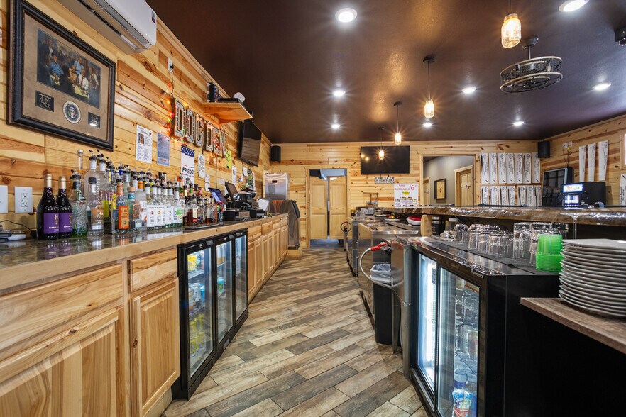More Photos Of 220 Main St, Butte Restaurant For Sale