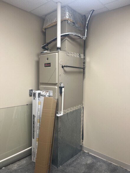 More Photos Of 2050 Cowan Hwy, Winchester Medical For Lease