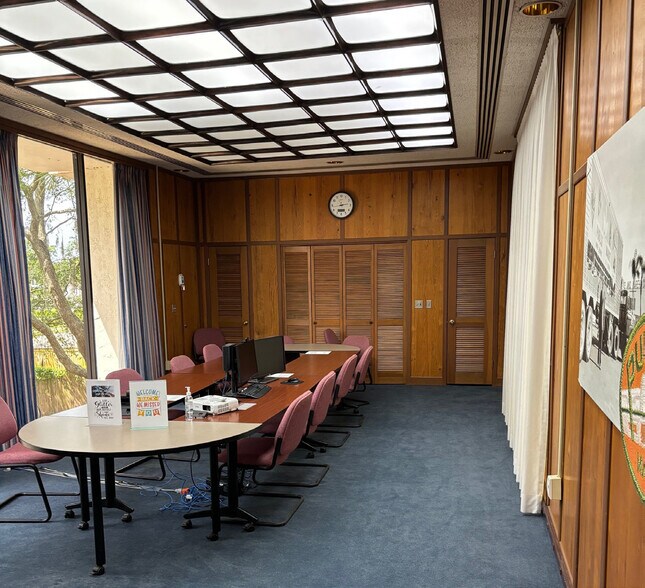 More Photos Of 101 Scholars Way, Jacksonville Bank For Lease